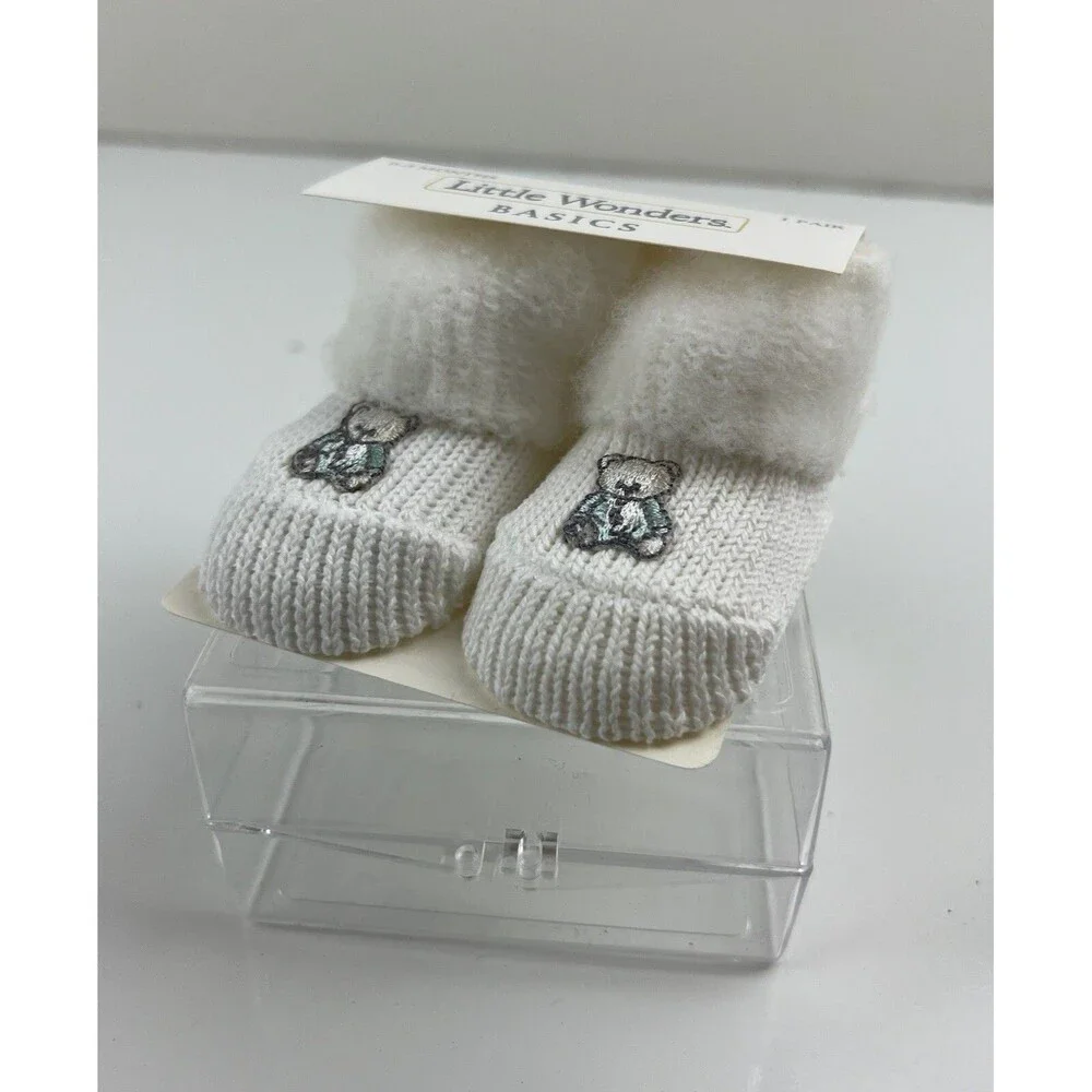 NEW Little Wonders Basics 0-3 Months Bootie Socks Bear Patch Baby Shower Gift